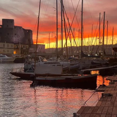 Partenope 10 4* Napels