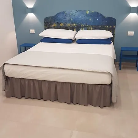 Partenope 10 4* Napels