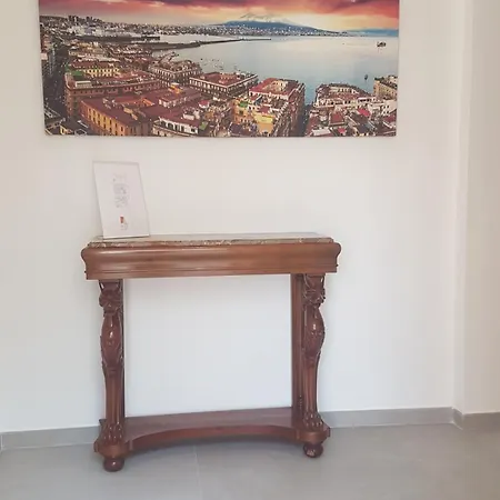 Partenope 10 4*