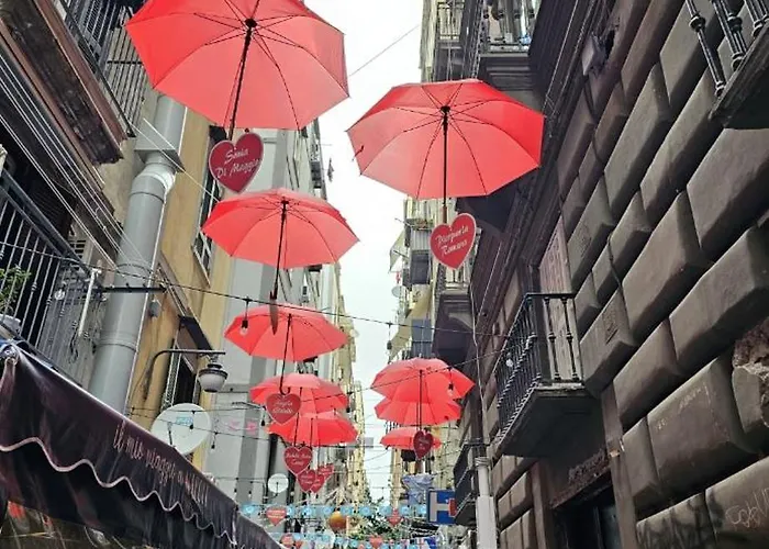 Partenope 10 4* Neapel