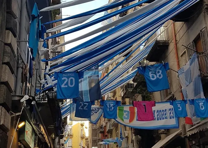 Partenope 10 Napoli